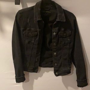 BLACK JEAN JACKET